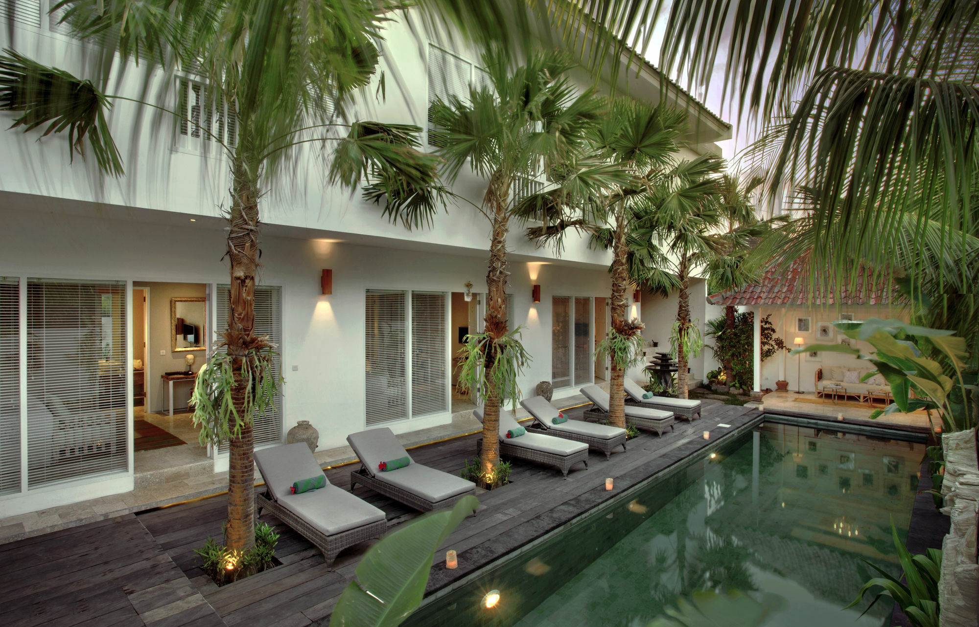 Room & Vespa 4 Seminyak Zewnętrze zdjęcie